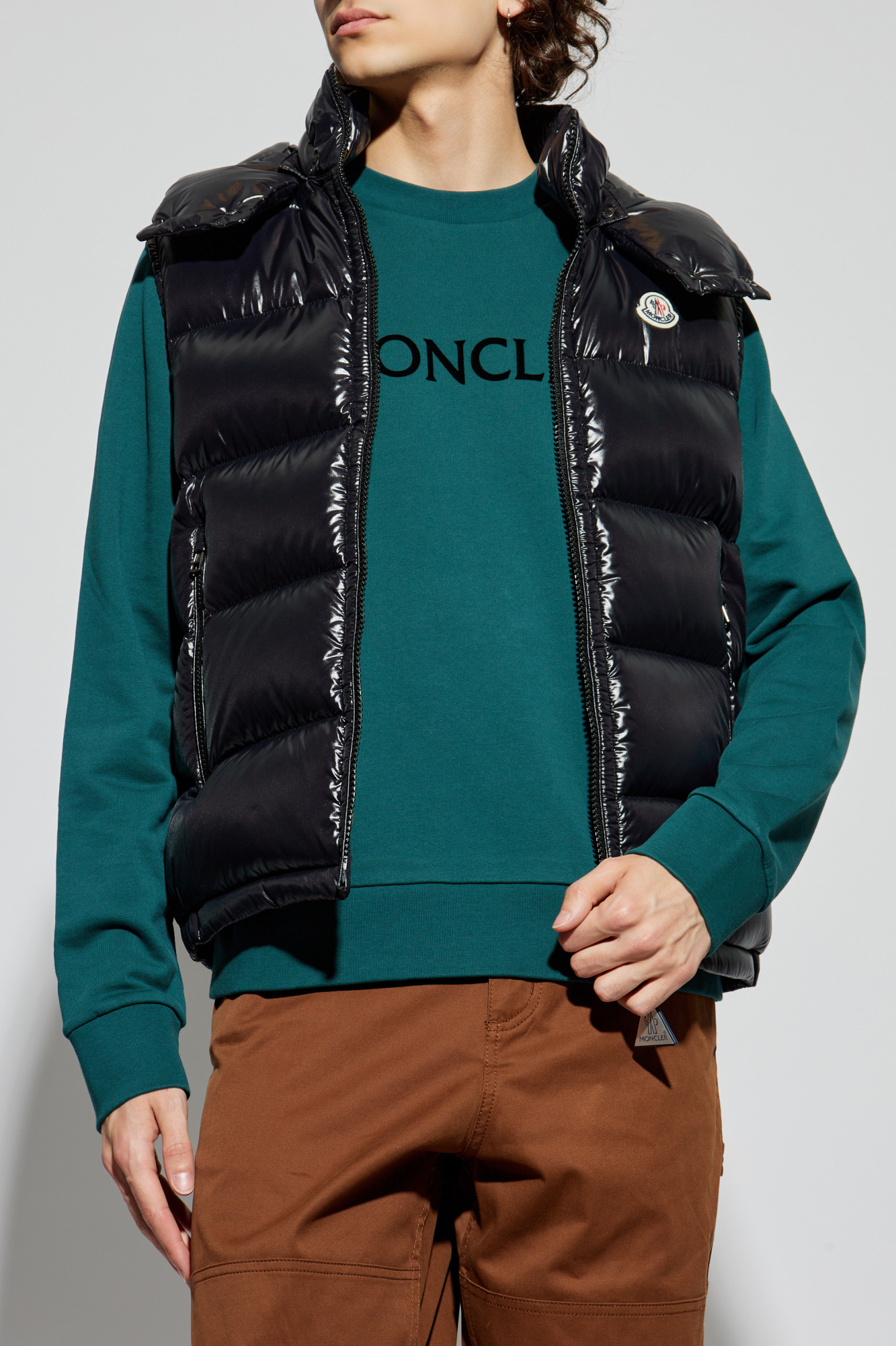 Moncler BILLECART GILET 12 モンクレール ベスト ブラック Bourgetベスト : ジレ 向けの メンズ | モンクレール